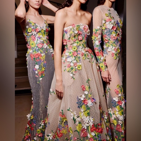 Elie Saab Floral Embroidered Swiss Dot Strapless Gown Spring/Summer 2023 - Picture 16 of 16